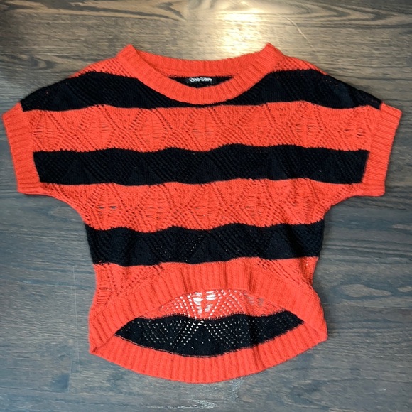 Boho knit asymmetrical top - Picture 1 of 6